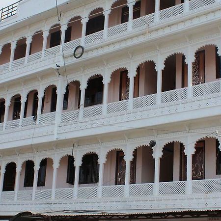 Choudhary Guest House Udaipur Eksteriør billede