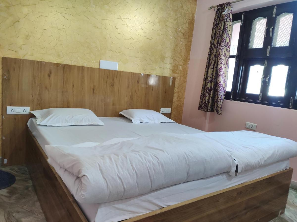 Choudhary Guest House Udaipur Eksteriør billede